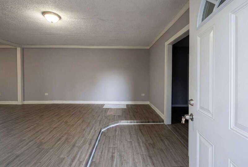 118 Cherry St - Photo 3 of 18