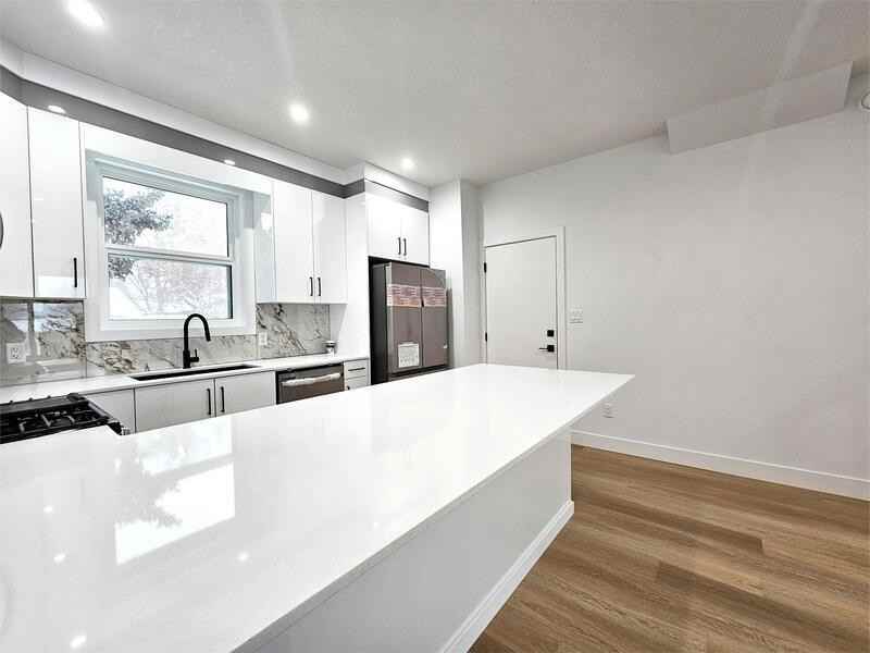10698 61 St Nw #4A - Photo 5 of 28