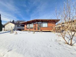 featured image of 8820 Meadowlark Rd Nw