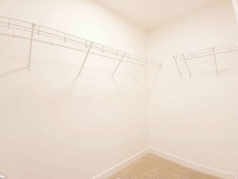 1926 209 St Nw - Photo 6 of 22