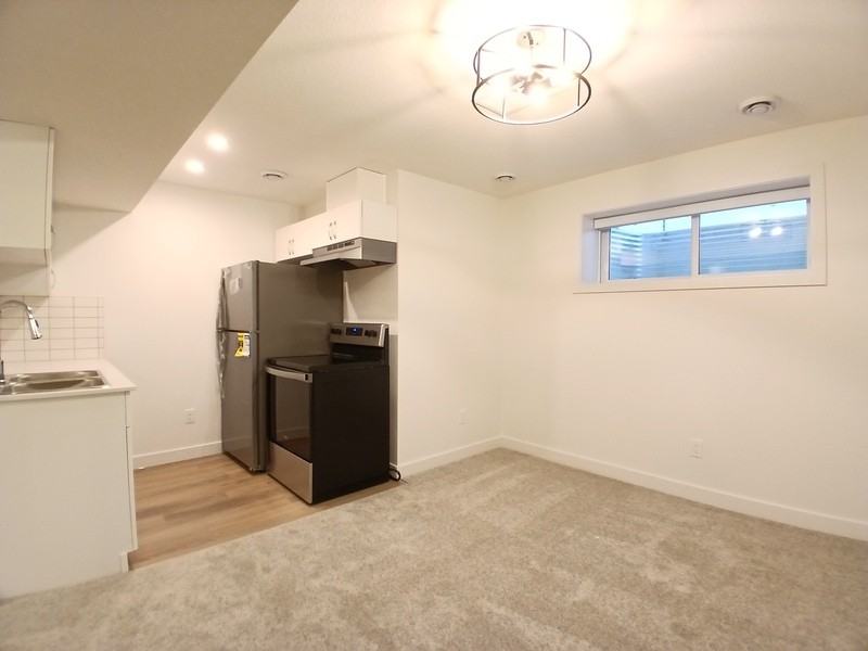 1934 209a St Nw - Photo 2 of 13