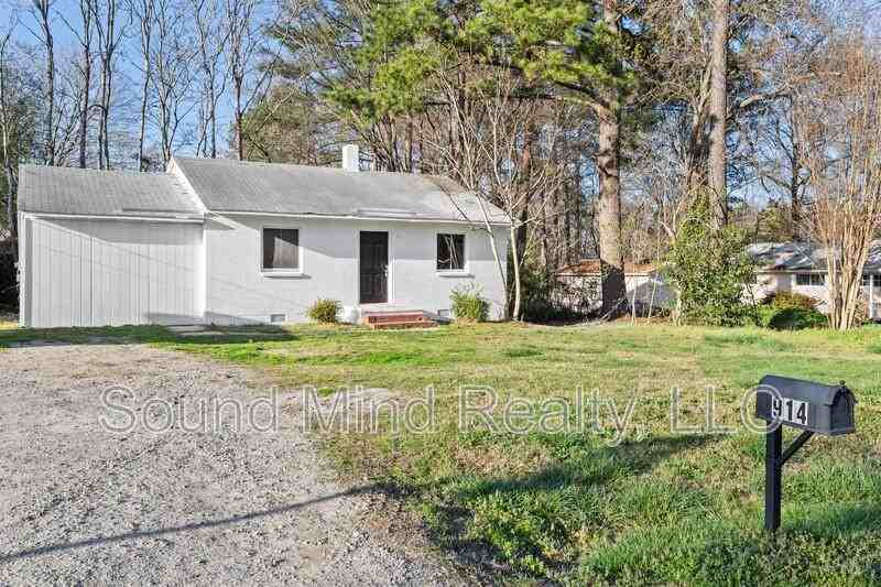 914 Ranch Farm Rd - Photo 2 of 16