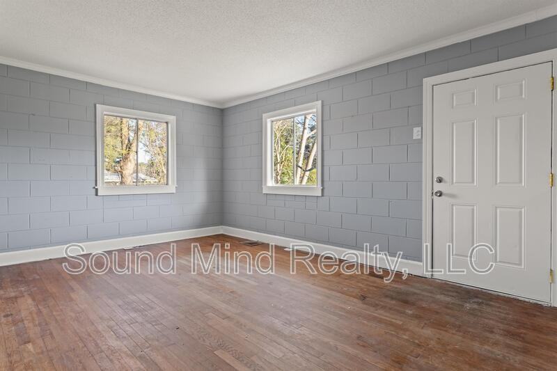 914 Ranch Farm Rd - Photo 4 of 16