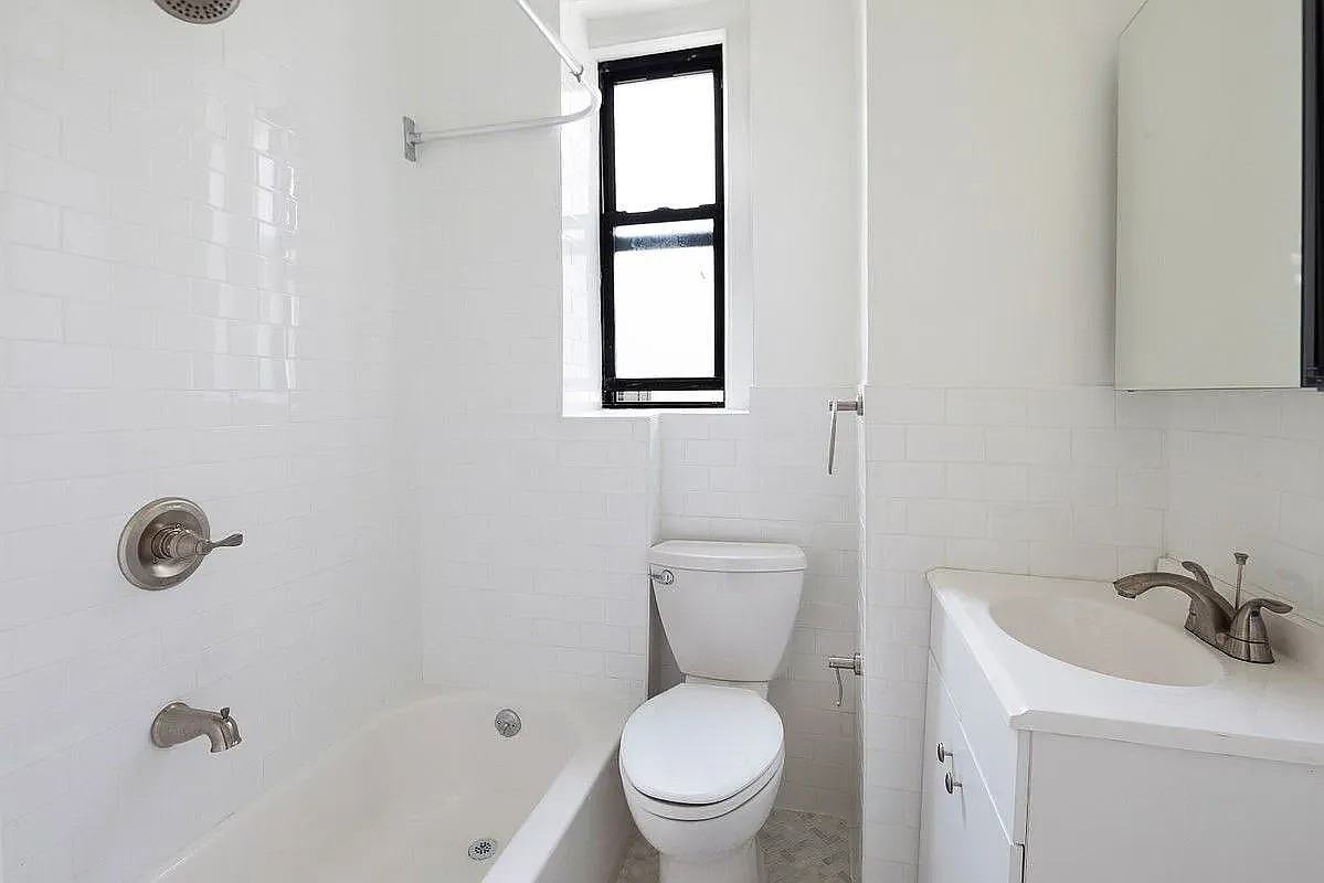 W 177th St & Haven Ave #6G - Photo 6 of 6