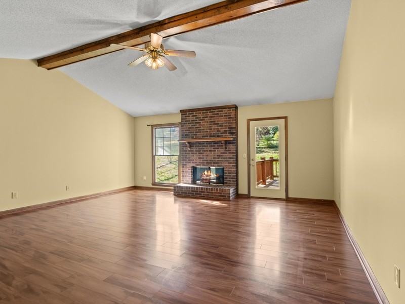 115 Gaylor Dr - Photo 5 of 28