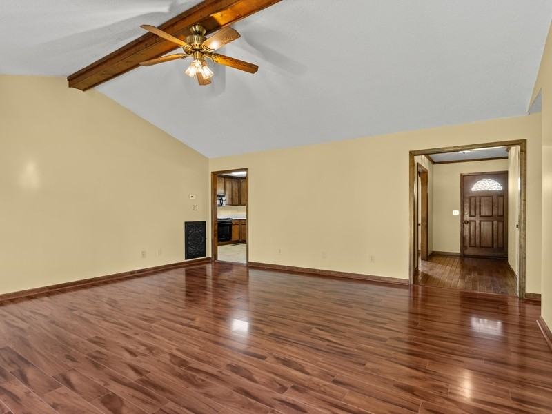 115 Gaylor Dr - Photo 6 of 28