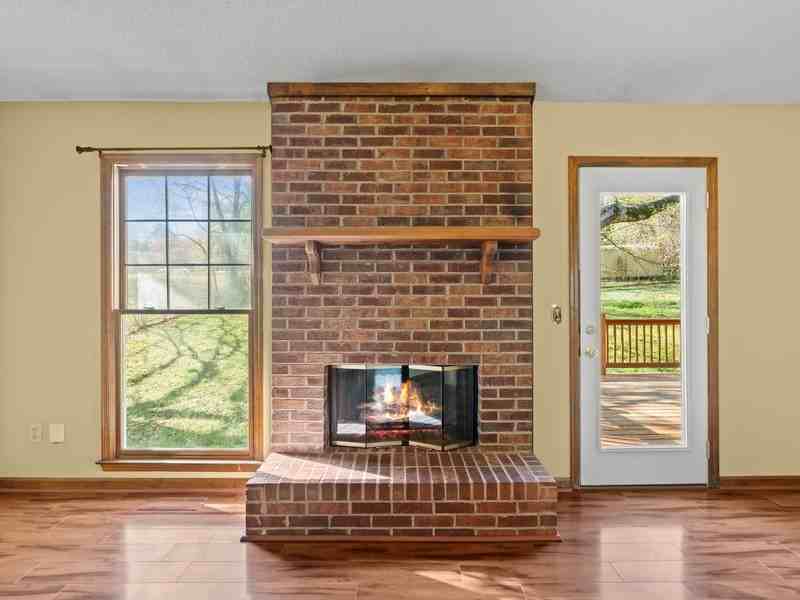 115 Gaylor Dr - Photo 7 of 28