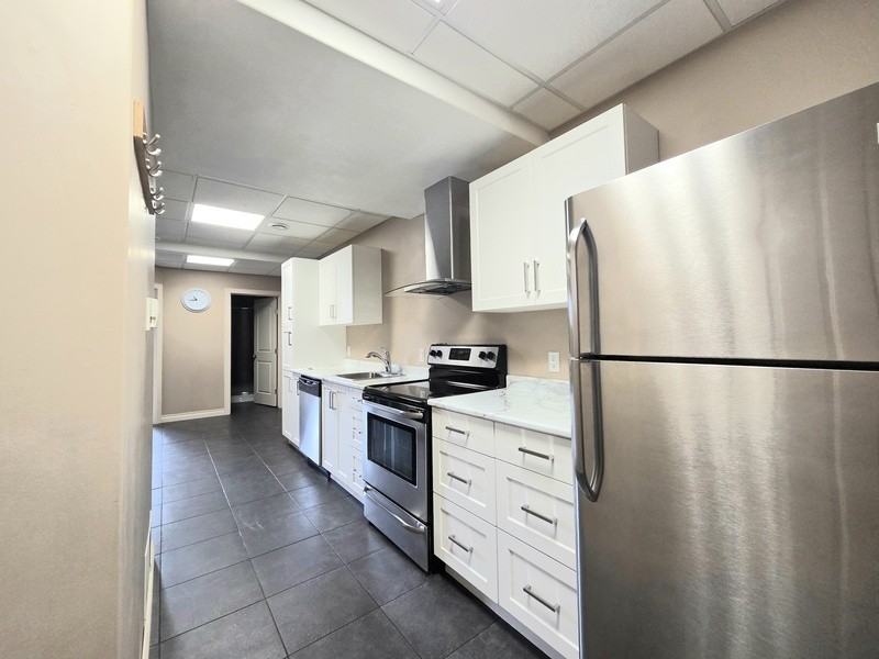 7542 80 Ave Nw #BS - Photo 3 of 11