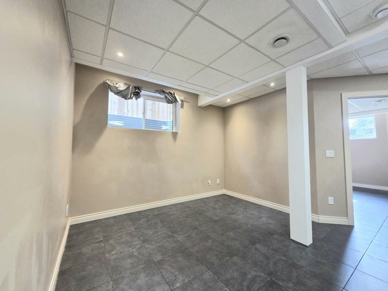 7542 80 Ave Nw #BS - Photo 6 of 11