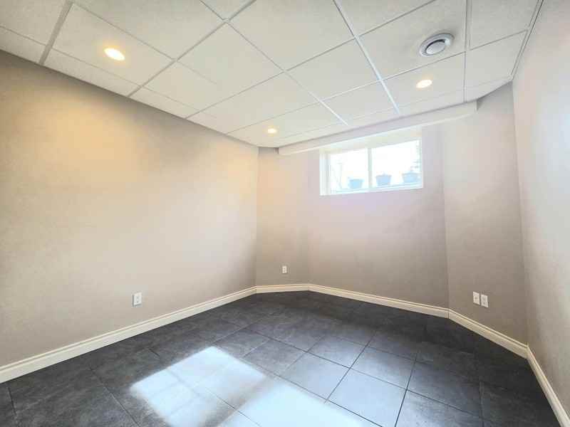 7542 80 Ave Nw #BS - Photo 7 of 11