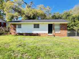 4794 Gardiner Dr - Photo 1 of 1