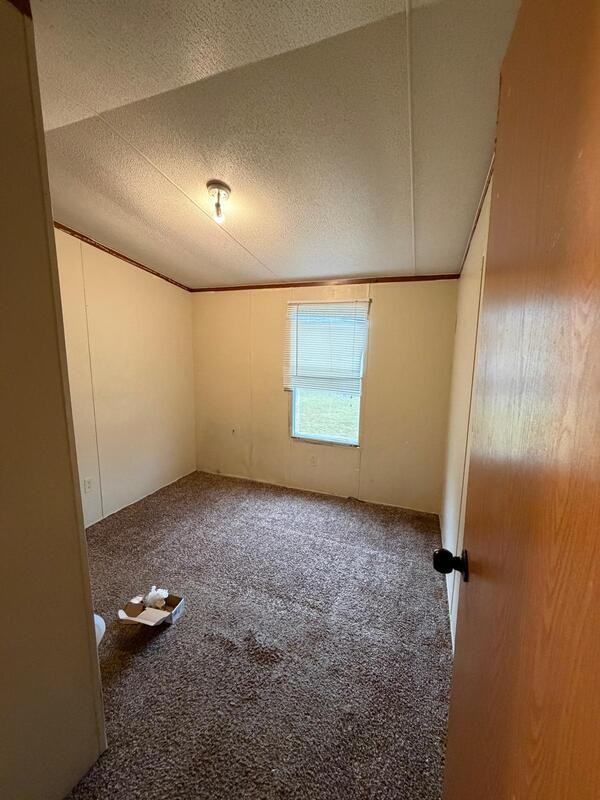 2243 Cattail Cir - Photo 4 of 19