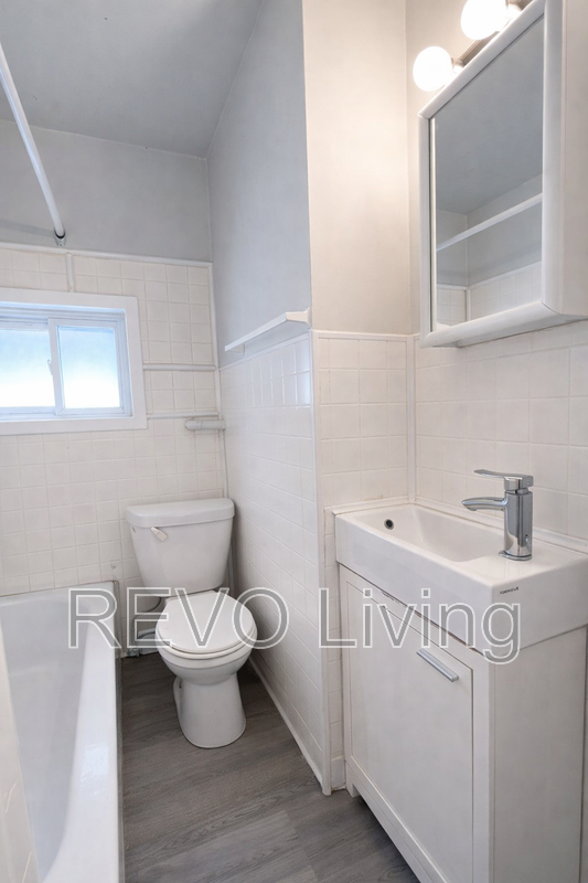 49 Berryman Ave - Photo 4 of 5