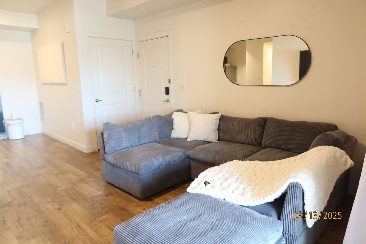 Hawthorne Gardens Apartments - Photo 6 of 9