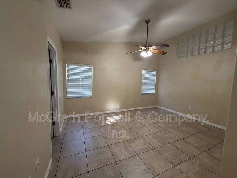 3319 Duff Rd - Photo 7 of 31