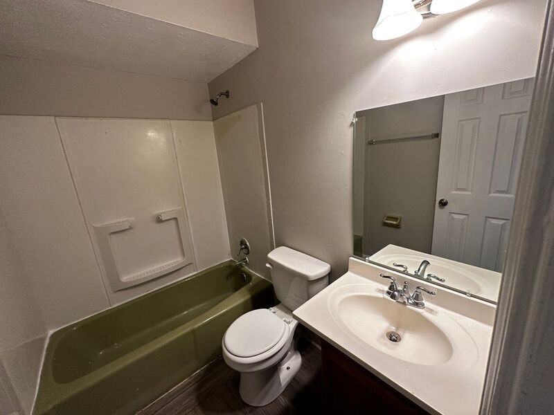 304 Highland Avenue Units A, B, And C ##B - Photo 6 of 8