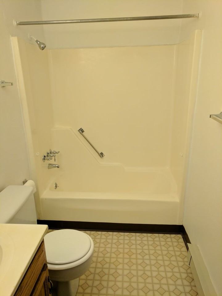 Colony East Townhomes - Photo 5 of 7