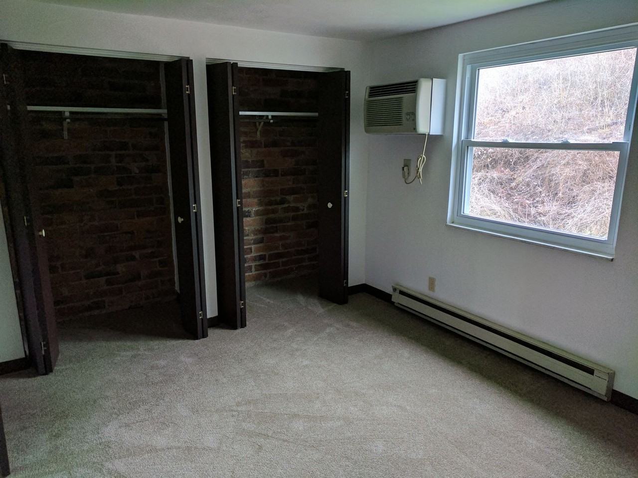 Colony East Townhomes - Photo 6 of 7