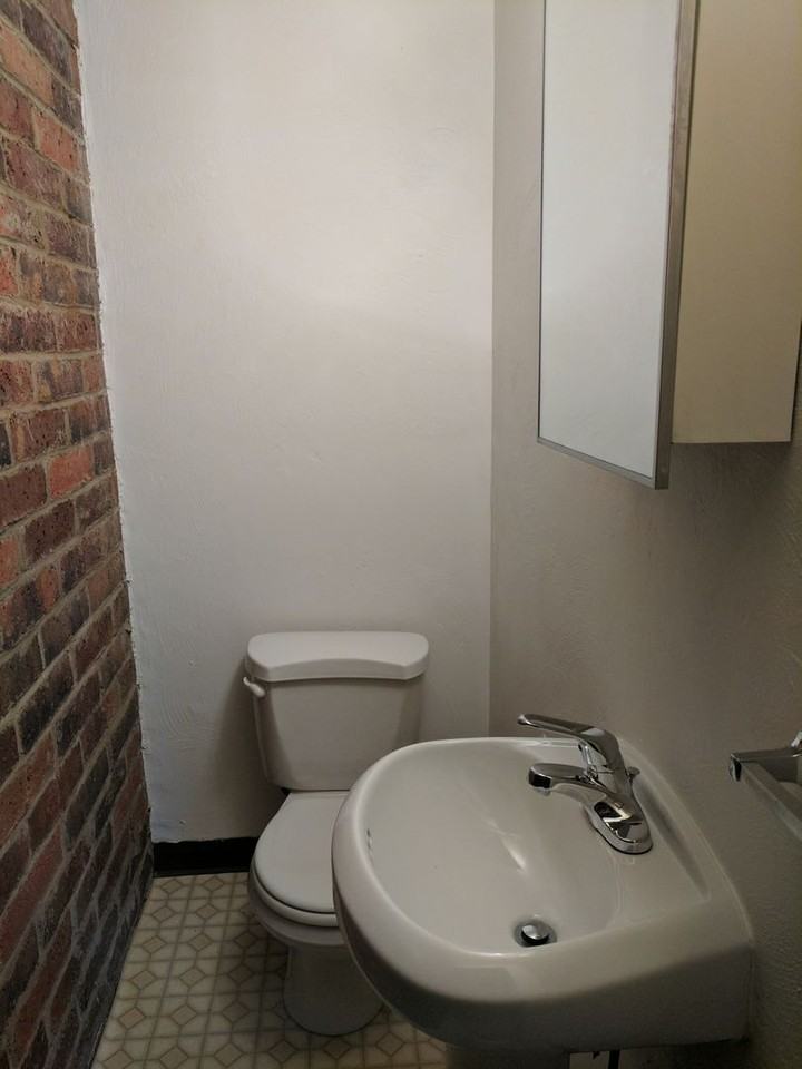 Colony East Townhomes - Photo 7 of 7