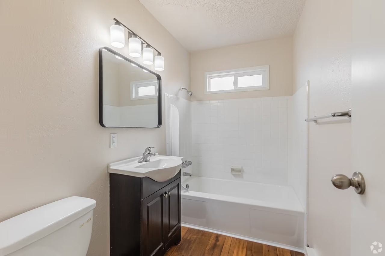 Willamette Terrace Apartments - Photo 7 of 27