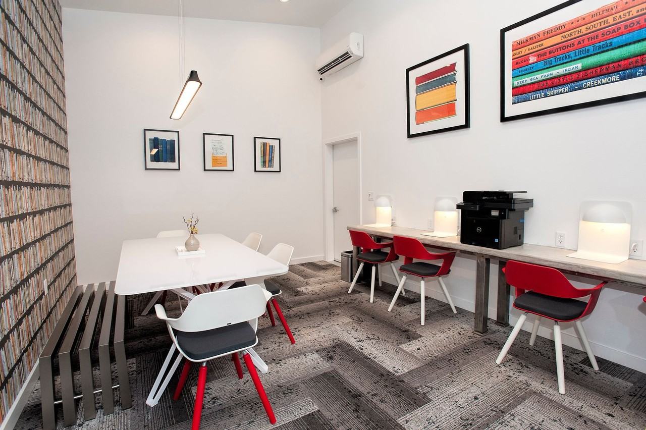 1255 University Avenue - Photo 6 of 50