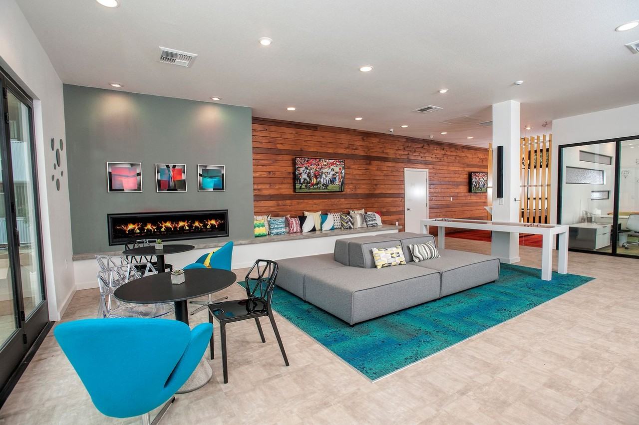 1255 University Avenue - Photo 7 of 50