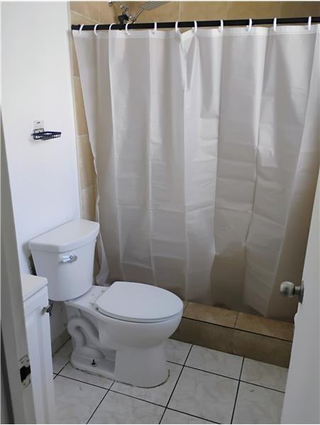 1717 Shenandoah St - Photo 6 of 12