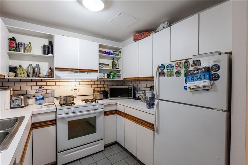 631 W Arlington Pl #G - Photo 7 of 13