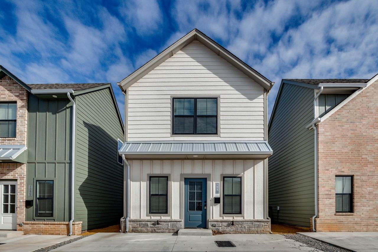 604 W 2nd St #110 - Photo 2 of 36