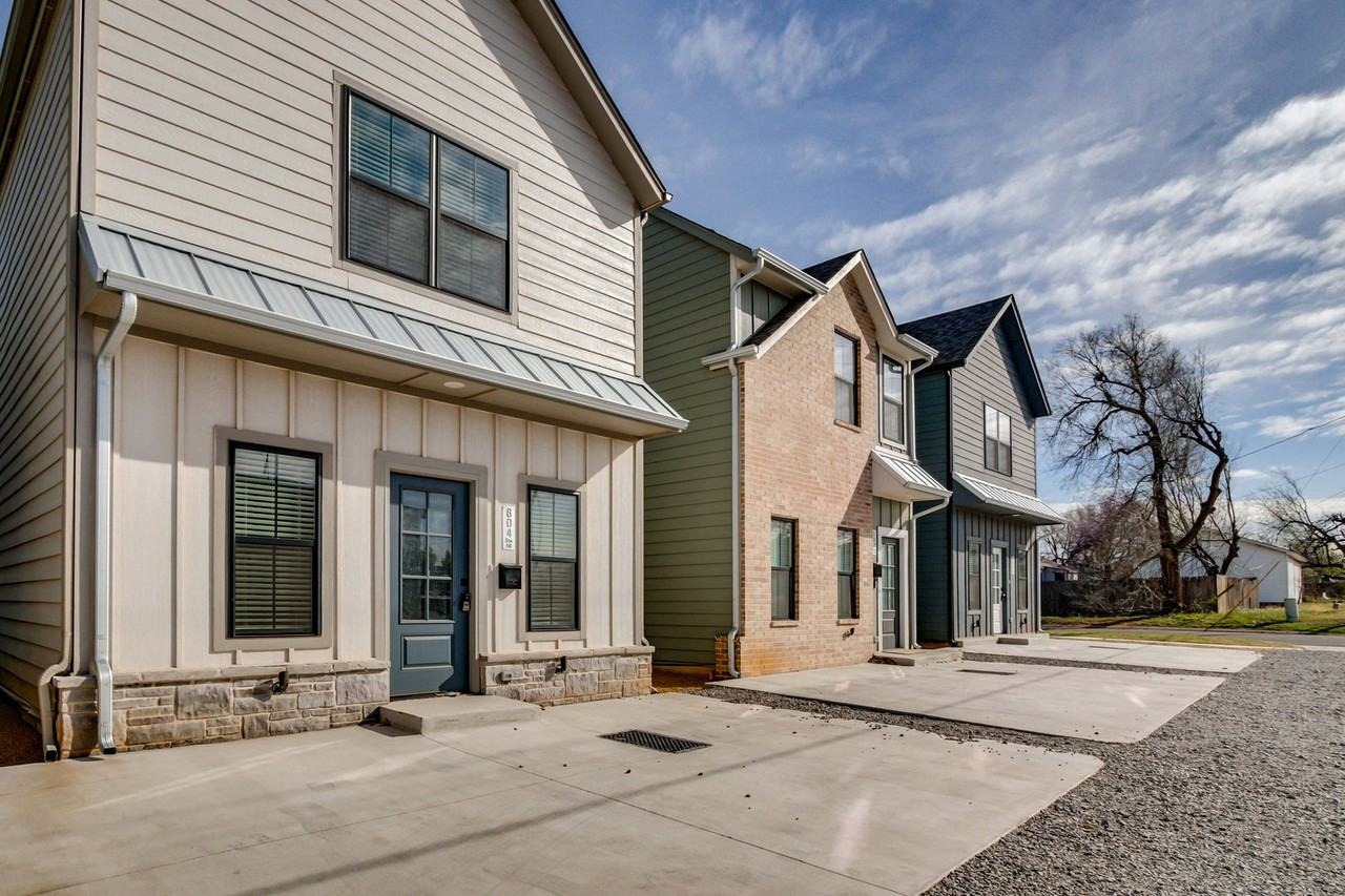 604 W 2nd St #110 - Photo 6 of 36