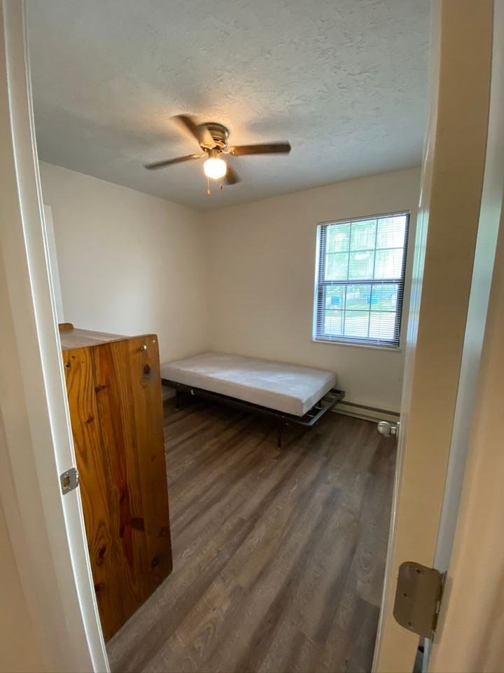 422 South Grant Street - Photo 7 of 33