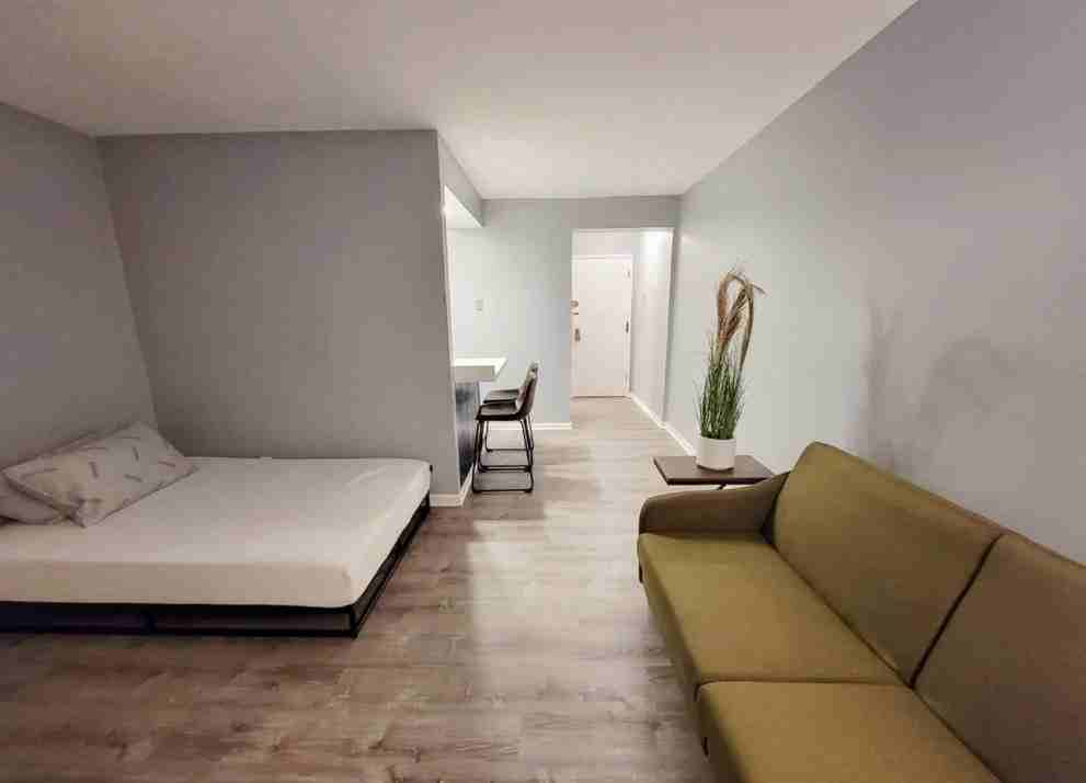 W Patterson Ave & N Broadway - Photo 5 of 13