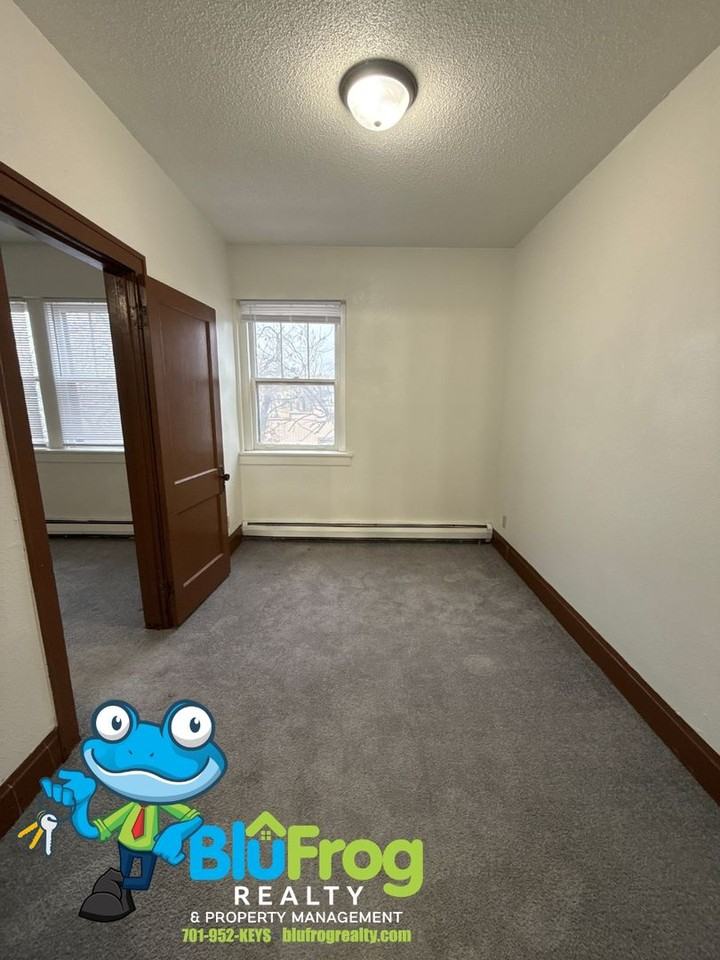 402 2nd Ave Nw #312 - Photo 4 of 8