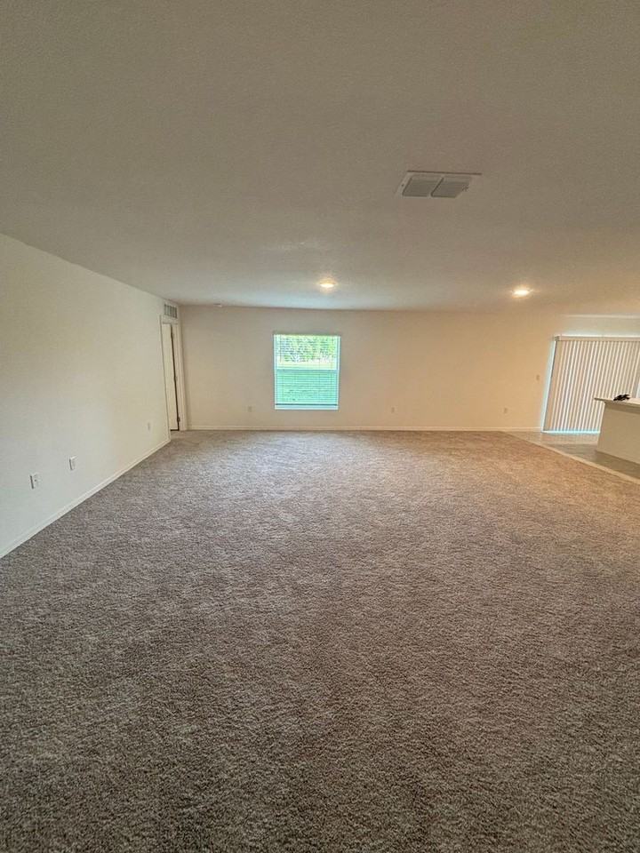539 Finch Ct - Photo 3 of 23
