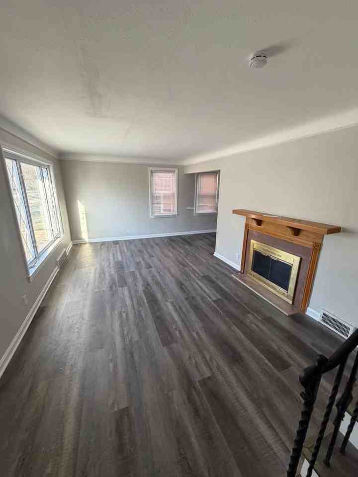 4935 Edsal Dr - Photo 2 of 16