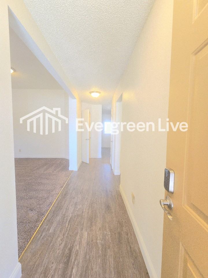 2156 San Miguel Ct - Photo 2 of 24