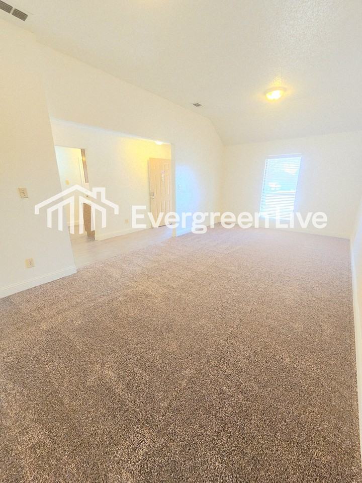 2156 San Miguel Ct - Photo 3 of 24