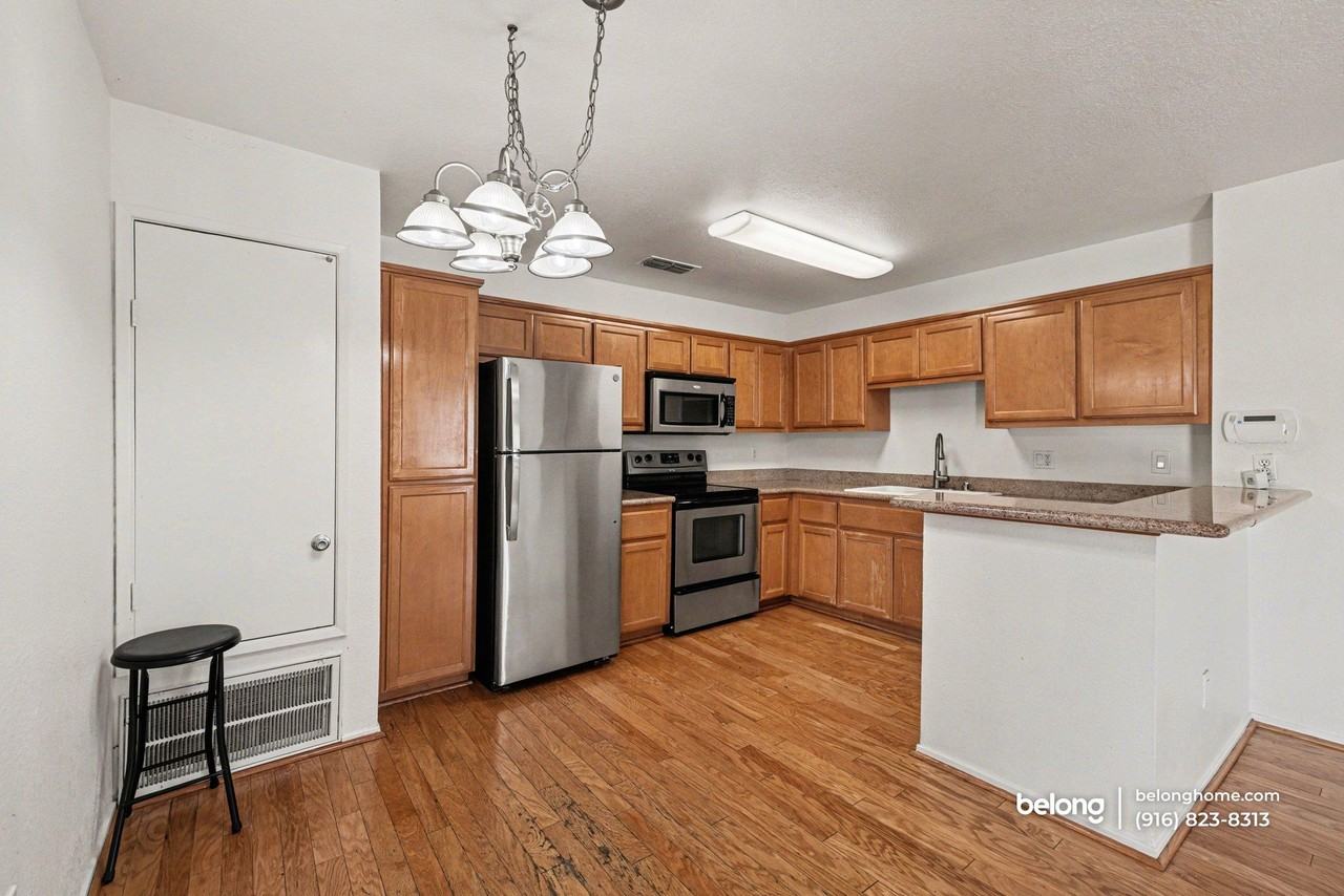 2915 N Texas St #248 - Photo 7 of 15