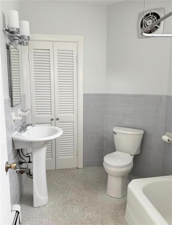 140 Humboldt Ave ##8 - Photo 5 of 11