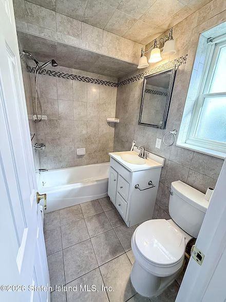 38 Madison Ave - Photo 4 of 7