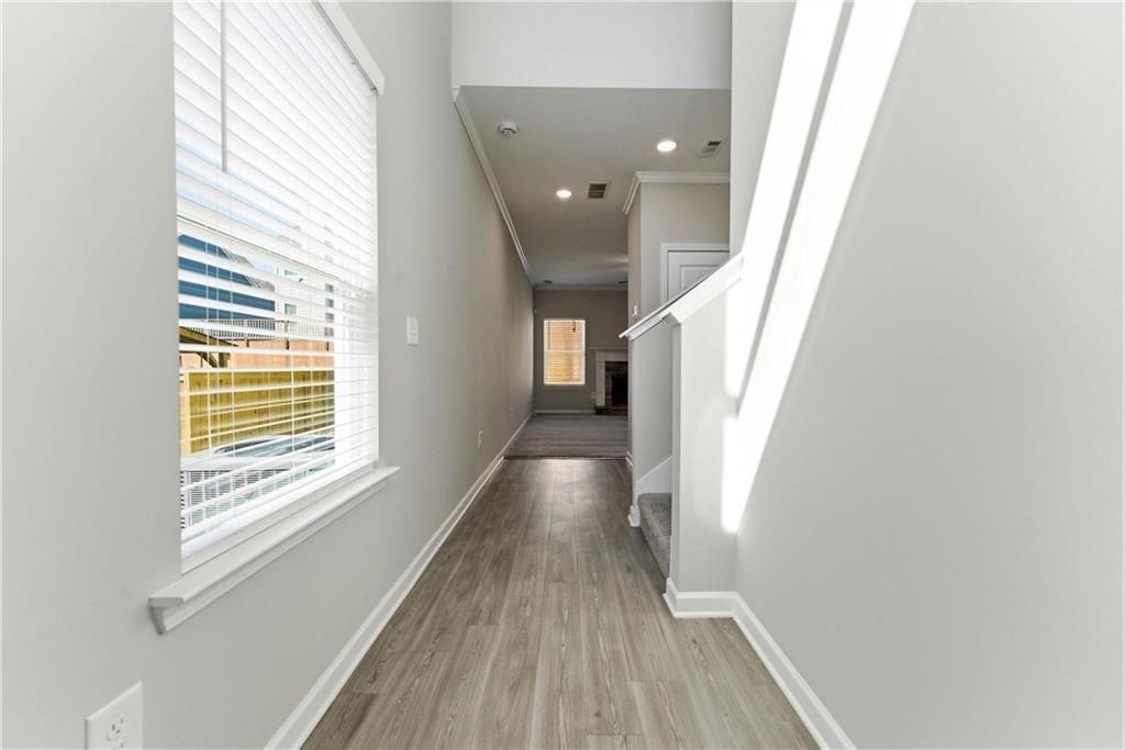 231 Eva Way Ne - Photo 3 of 26