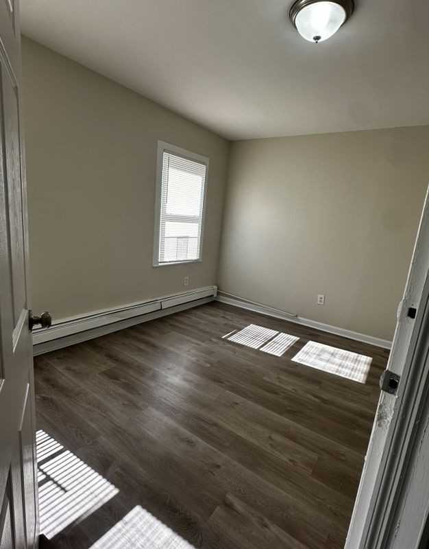 211 Fairmount Ave - Photo 5 of 7