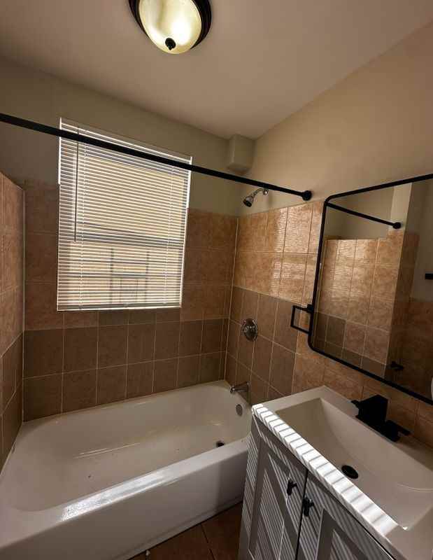 211 Fairmount Ave - Photo 6 of 7