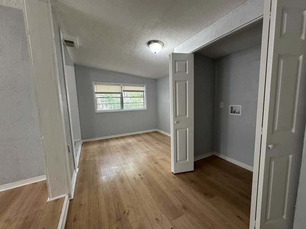 8016 Lexington Dr - Photo 5 of 11