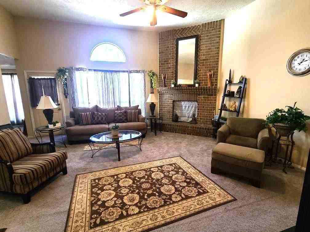 7036 Ivy Pointe Row - Photo 2 of 9