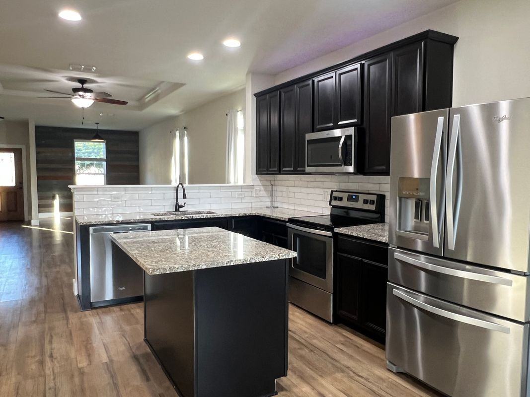 146 Texas Thistle - Photo 2 of 16