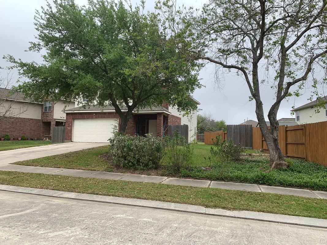 11118 Northam Dr - Photo 3 of 3