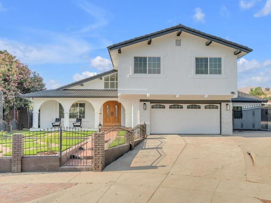 3559 Mount Pleasant Ct - Photo 2 of 3