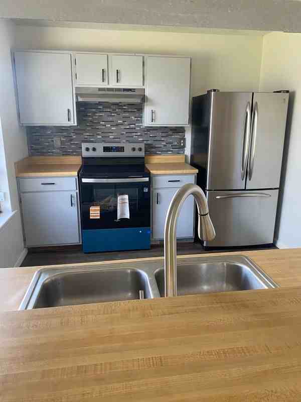 412 Liska St - Photo 3 of 4