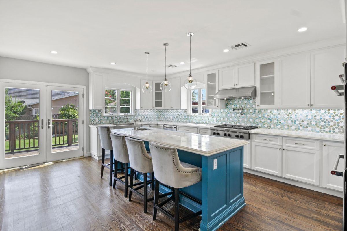 2682 E Villa St - Photo 4 of 21